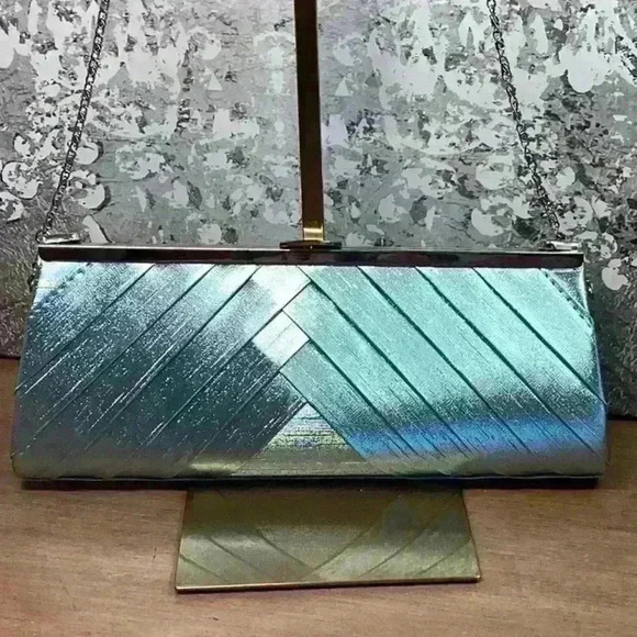 Aqua Blue  and Silver Sparkly Clutch / Bag for Evening and Party - Picture 1 of 9